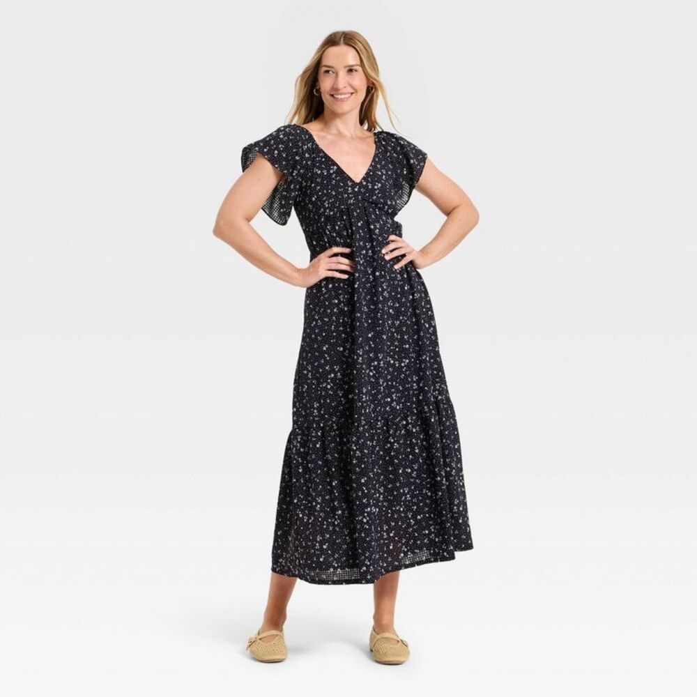 Universal Thread Black Floral Strapless Maxi Dress